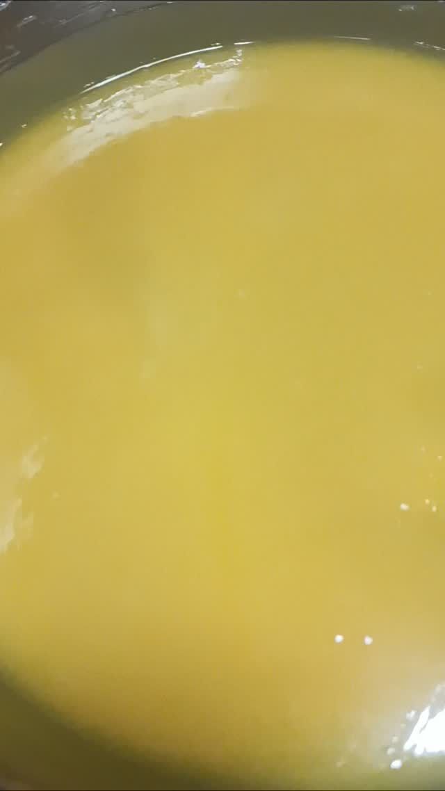 こんにちはWIZ365です。

パンの具材、レモンクリーム仕込み中。

粉を一切使用してないクリームになります。

お楽しみに♪

熊本市中央区上水前寺1丁目6-36九州電力熊本支店1階☎︎096-200-9354

営業時間：11:00~19:00 (土・日・祝　17:00cIose)
ランチ：11:30~15:00 (L.O.14:30)
カフェ：1400~17:00 (L.O.16:00)
テイクアウト：11:00~19:00 (L.O.18:30)
定休日：水曜日

#WIZ365
#健軍ベーカリー
#ランチ#お弁当
#お惣菜#カレー
#オードブル
#スイーツ
#プリン
#テイクアウト
#配達
#フルーツバター
#熊本上水前寺