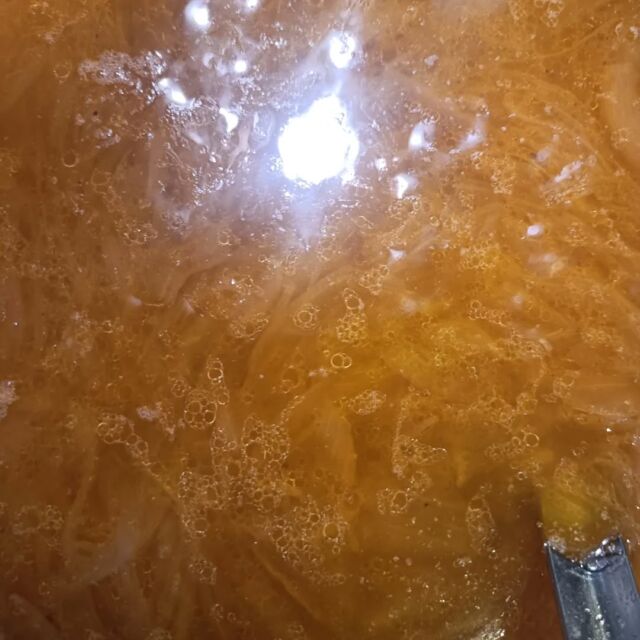 こんにちはWIZ365です。

オニオンスープ出来上がり。

ランチスープとしてお出しします。

あいにくの雨ですが、ご来店お待ちしております。

熊本市中央区上水前寺1丁目6-36九州電力熊本支店1階☎︎096-200-9354

営業時間：11:00~18:00 (o.s17:00)
(土・日・祝　17:00cIose)
ランチ：11:30~15:00 (L.O.14:00)
カフェ：14:00~17:00 (L.O.16:00)
テイクアウト：1:00~18:00 (L.O.17:00)
定休日：水曜日

#ランチ
#お弁当お惣菜
#テイクアウト
#オードブル