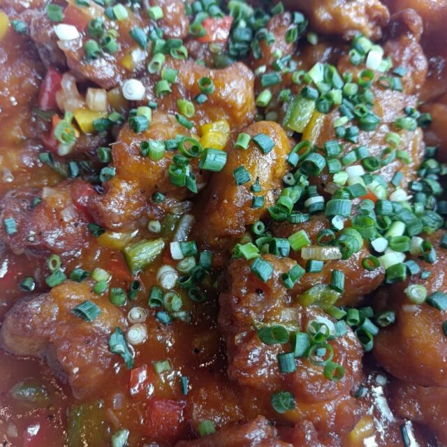 こんにちはWIZ365です。

新メニュー。
若鶏のチリソース。

暑くなってきたら、辛いものが食べたくなりますね。

熊本市中央区上水前寺1丁目6-36九州電力熊本支店1階☎︎096-200-9354

営業時間：11:00~18:00 (o.s17:00)
(土・日・祝　17:00cIose)
ランチ：11:30~15:00 (L.O.14:00)
カフェ：14:00~17:00 (L.O.16:00)
テイクアウト：1:00~18:00 (L.O.17:00)
定休日：水曜日

#ランチ
#お弁当お惣菜
#テイクアウト
#オードブル