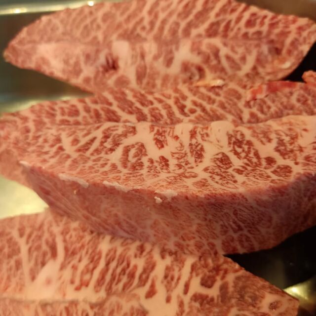 こんにちはWIZ365です。

夏企画！

☆うな牛弁当　2000円(税込)

肉厚の鰻の蒲焼と国産牛ステーキの欲張り弁当です！

前日予約。

数量限定となりますので、お早めに。

☆うな牛オードブル　( 5000円 10000円 税込)　ご予約承っております。

熊本市中央区上水前寺1丁目6-36九州電力熊本支店1階☎︎096-200-9354

営業時間：11:00~18:00 (o.s17:00)
(土・日・祝　17:00cIose)
ランチ：11:30~15:00 (L.O.14:00)
カフェ：14:00~17:00 (L.O.16:00)
テイクアウト：1:00~18:00 (L.O.17:00)
定休日：水曜日

#ランチ
#お弁当お惣菜
#テイクアウト
#オードブル