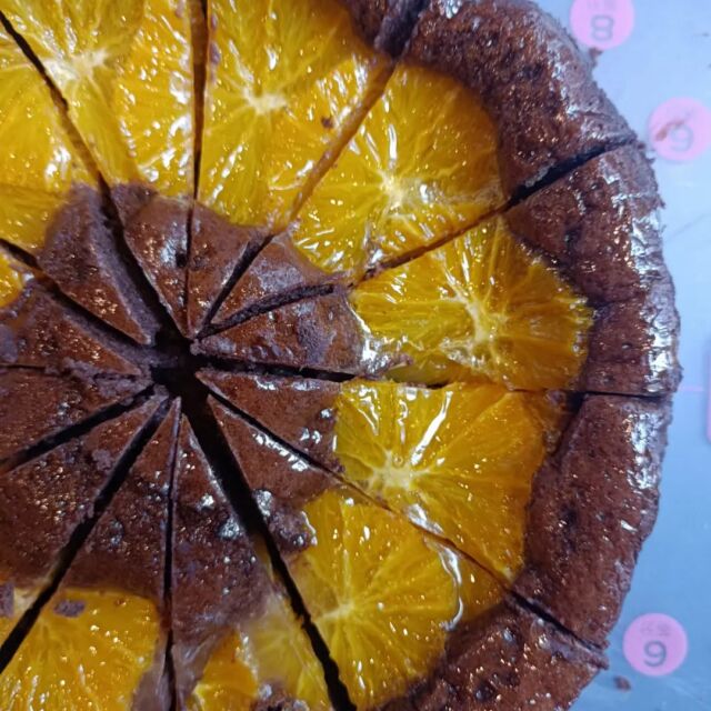 こんにちはWIZ365です。

SWEETS。

ショコラオランジェ。

チョコとオレンジの相性抜群です！

梅雨でジメジメ・・・嫌ですね(ToT)

ご来店の際は、足元お気をつけください。

熊本市中央区上水前寺1丁目6-36九州電力熊本支店1階☎︎096-200-9354

営業時間：11:00~18:00 (o.s17:00)
(土・日・祝　17:00cIose)
ランチ：11:30~15:00 (L.O.14:00
カフェ：14:00~17:00 (L.O.16:00)
テイクアウト：1:00~18:00 (L.O.17:00)
定休日：水曜日

#ランチ
#お弁当お惣菜
#テイクアウト
#オードブル